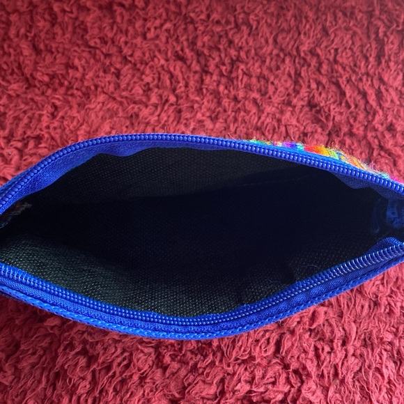 NWOT “Handmade Peruvian Blue Makeup Bag” - Picture 5 of 5